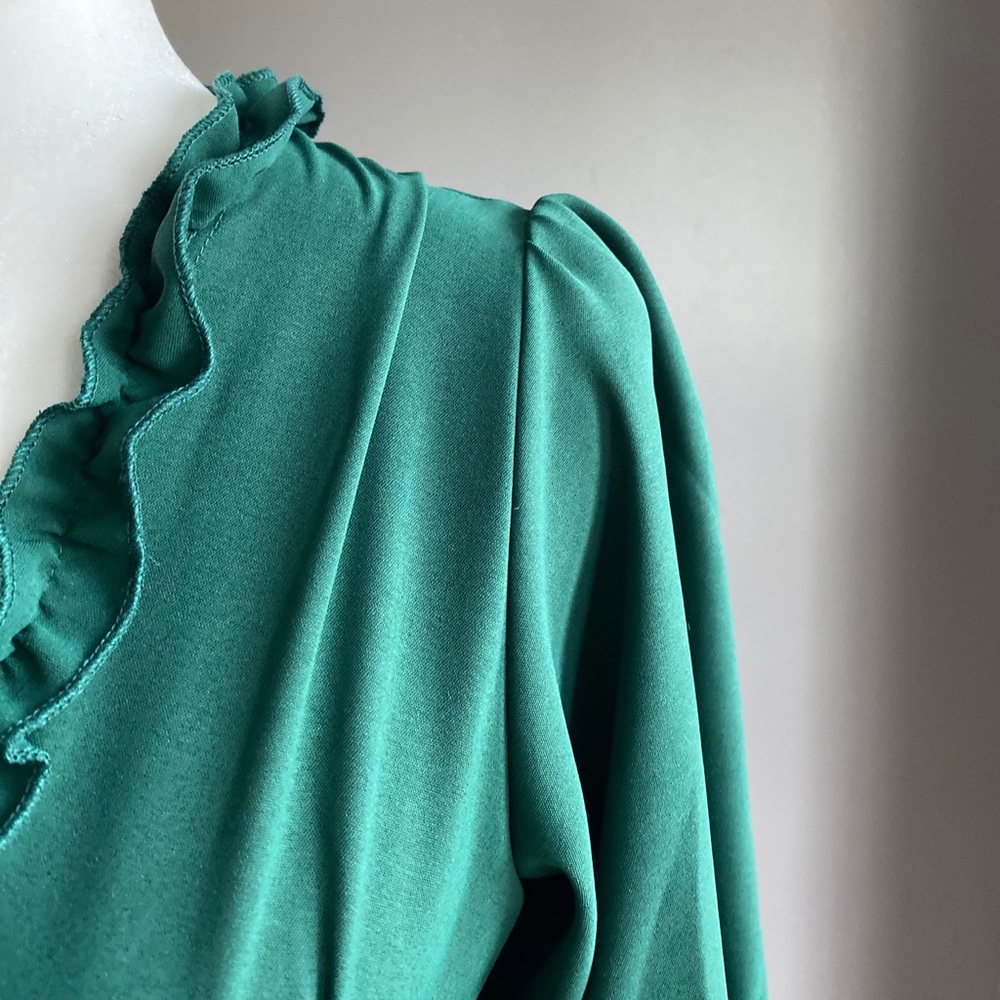 🔹New🔹Open Back Ruffle Dress - Picture 8 of 10